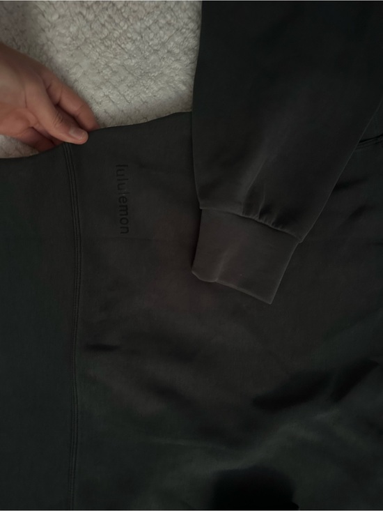 lululemon athletica Tops - lululemon athletica Black Crewneck Sweatshirt